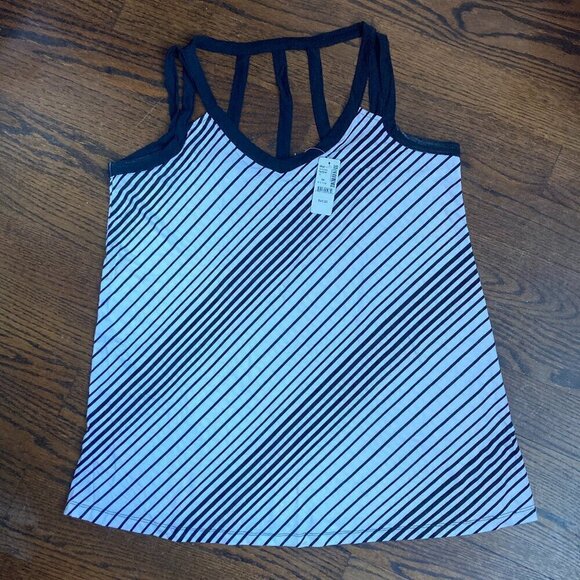 Addition Elle BNWT BLACK AND WHITE TANK TOP CAMI STYLE SIZE 1X - Picture 1 of 11